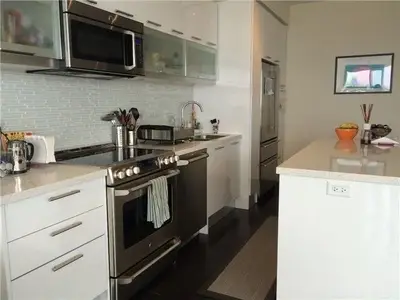 388 Yonge Street 7316, Toronto C01, ON M5B 0A4