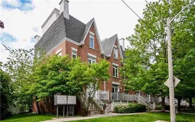 23 Sudbury Street 2308, Toronto C01, ON M6J 3W6