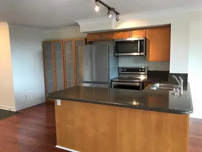 77 Lombard Street 1109, Toronto C08, ON M5C 1M2