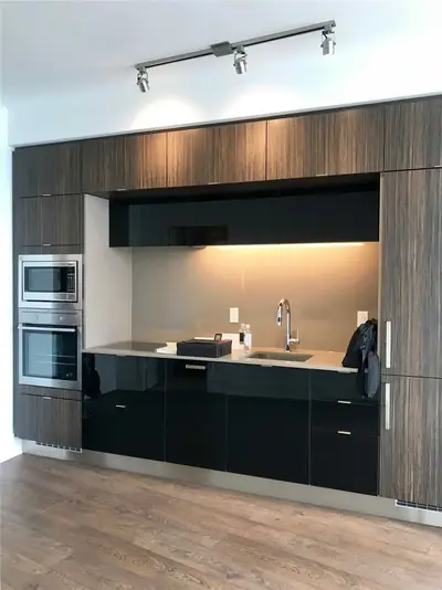 10 York Street 4907, Toronto C01, ON M5J 2Z2