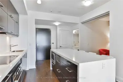 1080 Bay Street 3306, Toronto C01, ON M5S 0A5