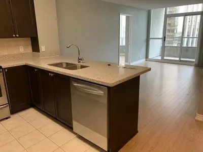 23 Hollywood Avenue 2103, Toronto C14, ON M2N 7L8
