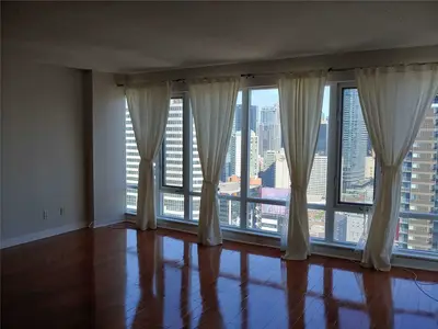 210 Victoria Street 3613, Toronto C08, ON M5B 2R3