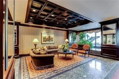 30 Wellington Street E 1603, Toronto C08, ON M5E 1S3