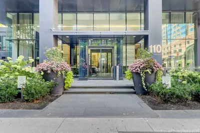 110 Charles Street E 2108, Toronto C08, ON M4Y 1T5