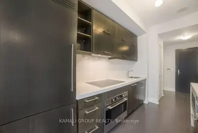 65 St Mary Street 401, Toronto C01, On M5s 0a6