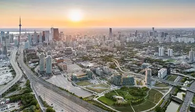 168 Mill Street Th 6, Toronto C08, ON M5A 1G9