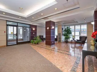 117 Gerrard Street E 711, Toronto C08, ON M5B 2L4