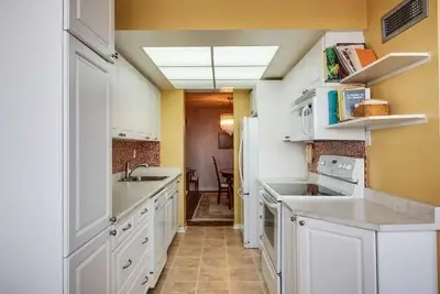133 Torresdale Avenue 1201, Toronto C07, ON M2R 3T2