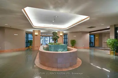 1210 Don Mills Road 321, Toronto C13, ON M3B 3N9