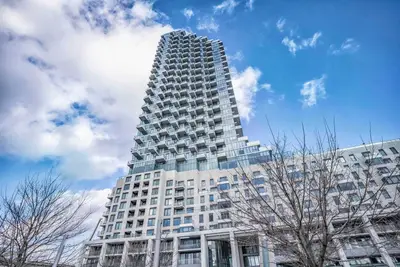 16 Bonnycastle Street 2610, Toronto C08, On M5a 0c9