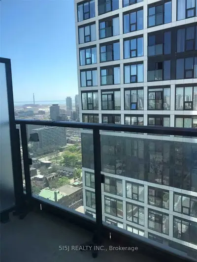 200 Dundas Street E 3304, Toronto C08, ON M5B 0C3