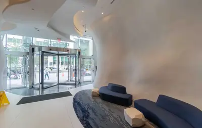 1 Bloor Street E 5502, Toronto C08, ON M4W 1A9