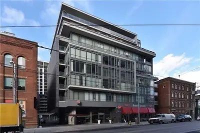 650 King Street W 901, Toronto C01, On M5v 0h6