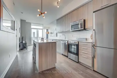 105 George Street 1907, Toronto C08, ON M5A 2N4