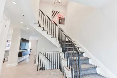 8 Cartwheel Mill Way, Toronto C12, ON M2L 1P6