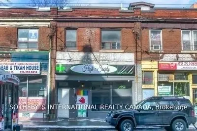 180 Carlton Street 01, Toronto C08, ON M5A 2K6