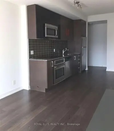 89 Dunfield Avenue 901, Toronto C10, On M4s 0a4