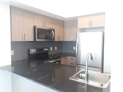 1603 Eglinton Avenue W 1308, Toronto C03, ON M6E 0A1