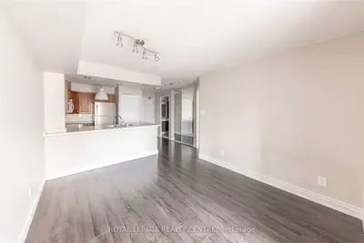801 King Street 821, Toronto C01, ON M5V 3C9