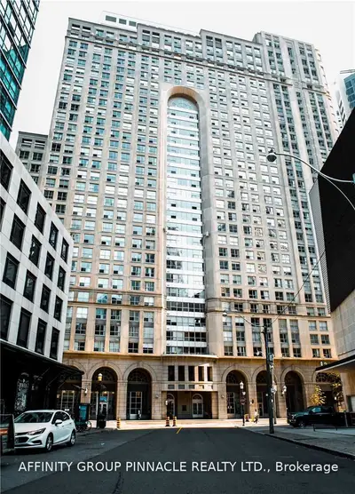 25 The Esplanade Street 3115, Toronto C08, ON M5E 1W5