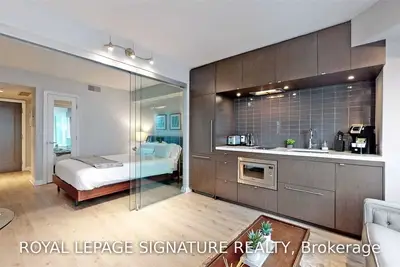 155 Yorkville Avenue 2410, Toronto C02, On M5r 0b4