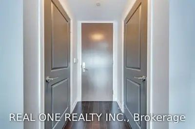 386 Yonge Street 3812, Toronto C01, ON M5B 0A5