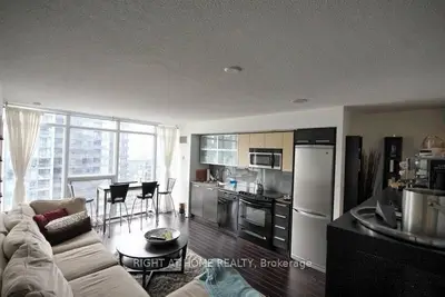 25 Capreol Court 1903, Toronto C01, ON M5V 3Z7