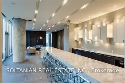 15 Grenville Street 2609, Toronto C01, On M4y 0b9