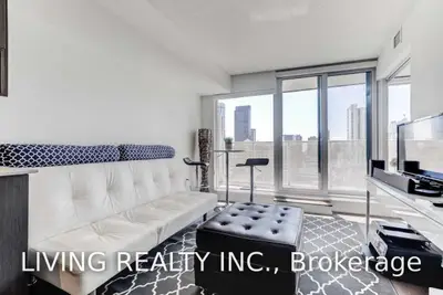 89 MCGILL Street 1009, Toronto C08, ON M5B 1H5