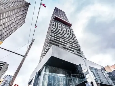8 Eglinton Avenue E 2304, Toronto C10, ON M4P 1A6