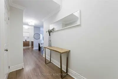 120 Lombard Street 206, Toronto C08, ON M5C 3H5