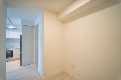 34 Tubman Avenue 708, Toronto C08, ON M5A 0M8