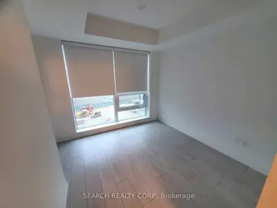 31 Tippet Road 528, Toronto C06, ON M3H 2V1