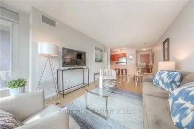 219 Fort York Boulevard W 1504, Toronto C01, ON M5V 1B1