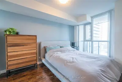 295 Adelaide Street W 1703, Toronto C01, ON M5V 1P7