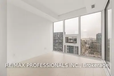 19 Western Battery Road 2708, Toronto C01, ON M6K 3S4