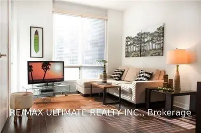 85 Bloor Street E 813, Toronto C08, ON M4W 3Y1