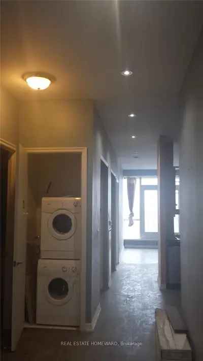 797 Don Mills Road 704, Toronto C11, ON M3C 1V1