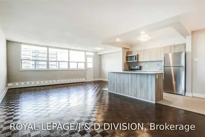 750 York Mills Road 1605, Toronto C12, ON M3B 1W9