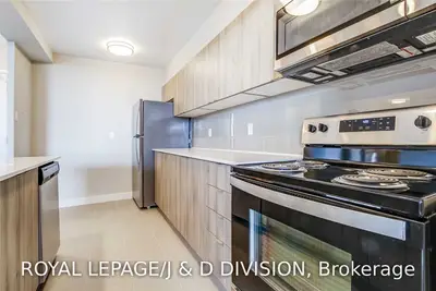 740 York Mills Road 1904, Toronto C12, ON M3B 1W7