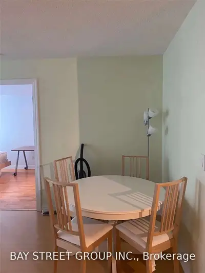 12 Yonge Street 806, Toronto C01, ON M5E 1Z9