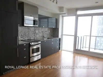 290 Adelaide Street 2912, Toronto C01, ON M5V 1P6