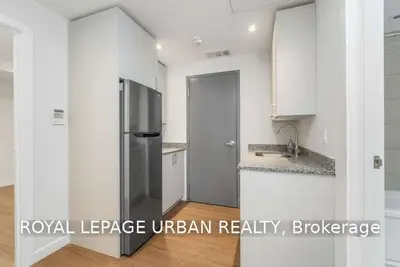 282A Parliament Street 202, Toronto C08, ON M5A 3A4