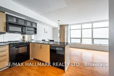 350 Wellington Street W 420, Toronto C01, ON M5V 3W9