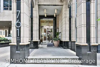 761 Bay Street 2409, Toronto C01, ON M5G 2R2