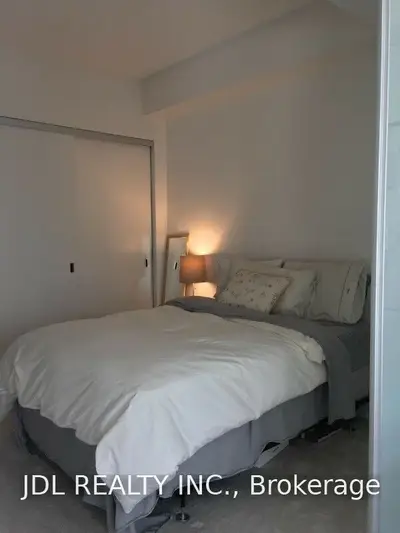 101 Charles Street E 505, Toronto C08, ON M4Y 1V2