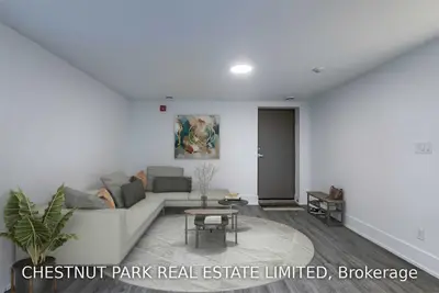 9 Fraserwood Avenue 2A, Toronto C04, ON M6B 2N3
