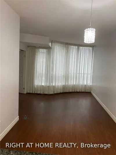 55 Bloor Street E 709, Toronto C08, On M4w 3w6