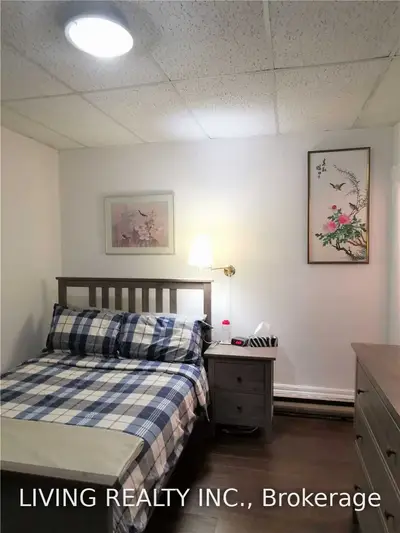 405 Spadina Avenue 3/F, Toronto C01, ON M5T 2G6